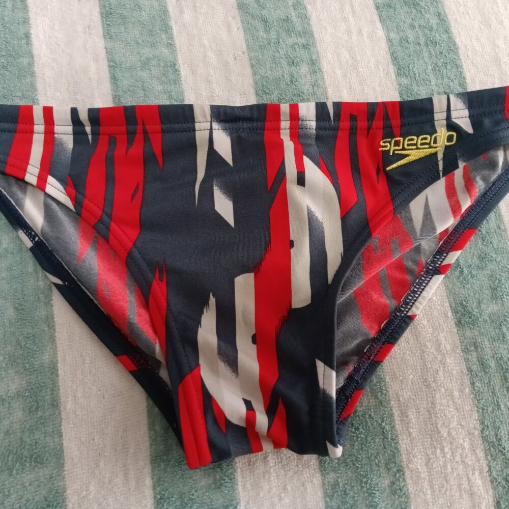 1" SPEEDO SWIM BRIEF, BLACK/RED/WHITE SIZE "S" (29"-30") (Pre-Owned) (*)